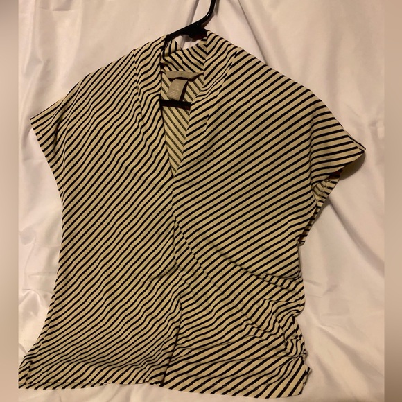 H&M blouse - Picture 2 of 12